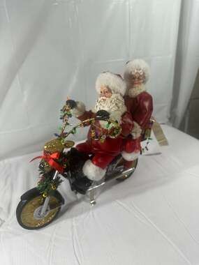Possible Dreams Clothtique “Christmas Chopper” #6003455 Santa & Mrs. Claus Motor